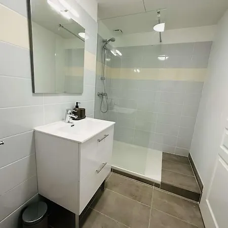 Διαμέρισμα 5- Hypercentre - 4pers - Clim - Terrasse - Netflix