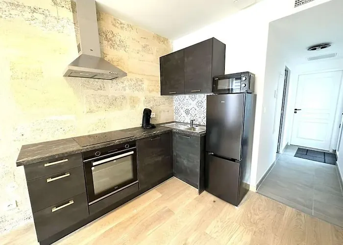 5- Hypercentre - 4pers - Clim - Terrasse - Netflix Apartamento Libourne